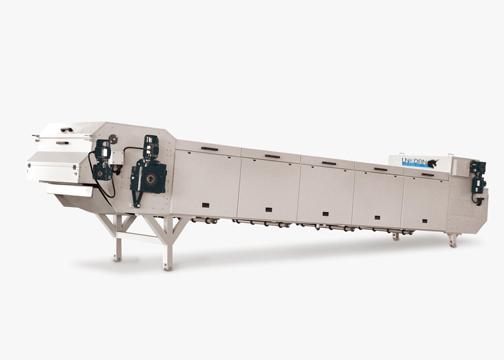 Stainless steel band cooling crusher